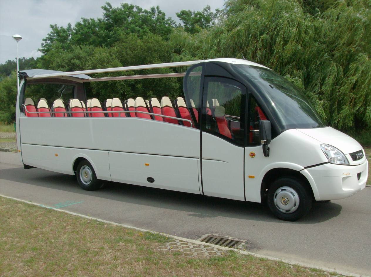 Impianto multimediale di bordo per autobus
